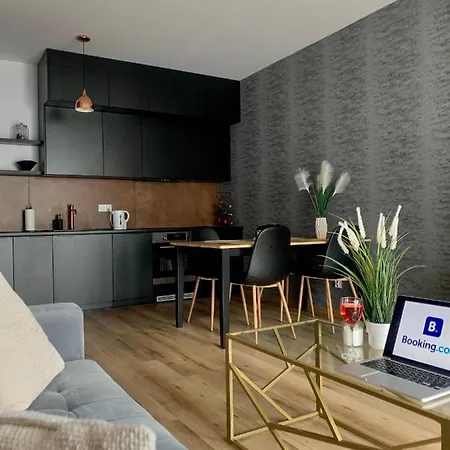 On Drewnowska Street Manufaktura