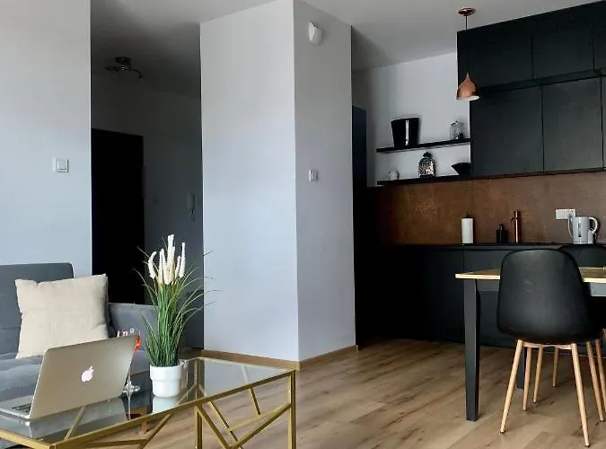 On Drewnowska Street Manufaktura Λοτζ